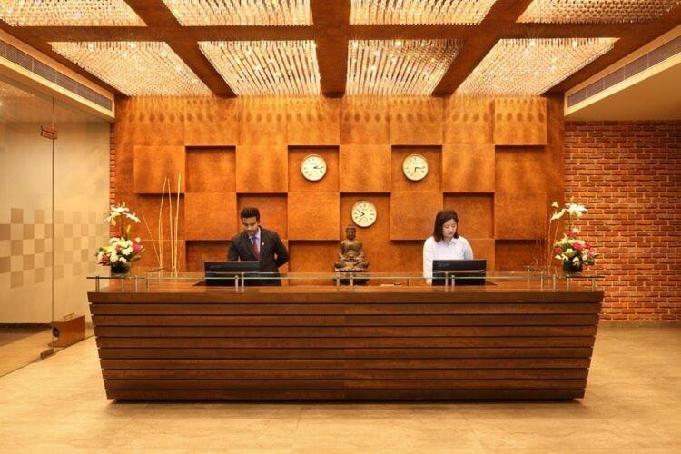 Icon Business Hotel By Bhagini Bangalore Bagian luar foto